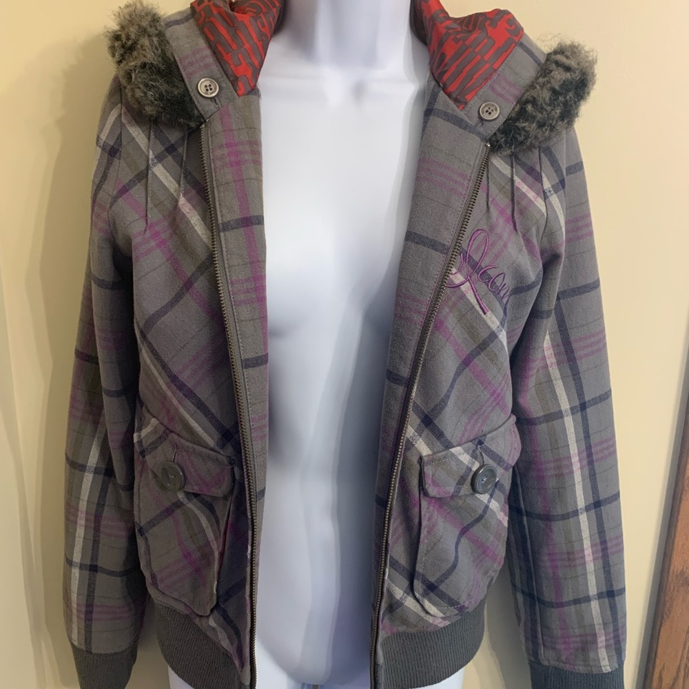 VOLCOM gray plaid hooded jacket with faux fur